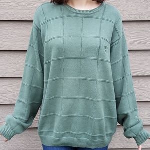Pale green thick patterned sweater